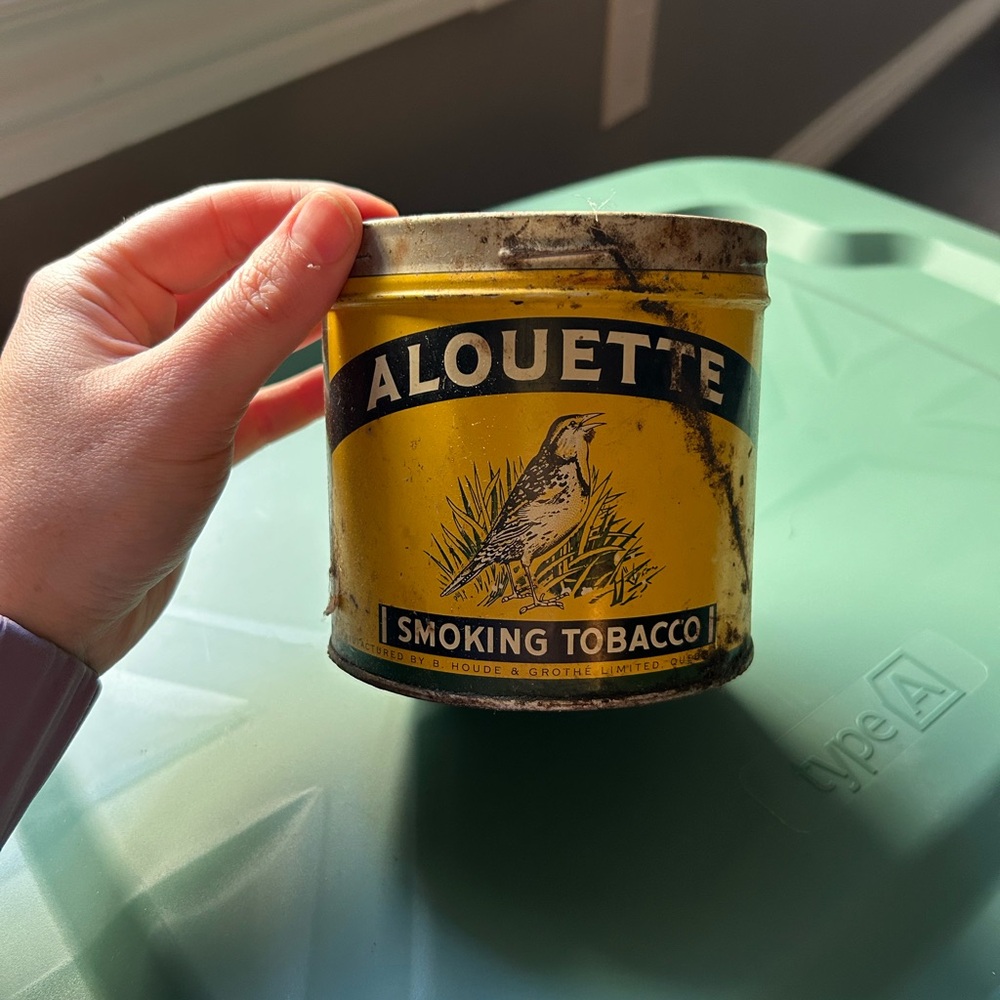 2/$30⚡️- COLLECTIBLE | Vintage Alouette smoking tobacco tin